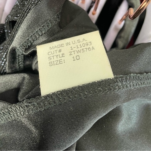 DAVID Meister Black Backless Drape Spaghetti Strap Halter Slinky Maxi Dress - Picture 9 of 9